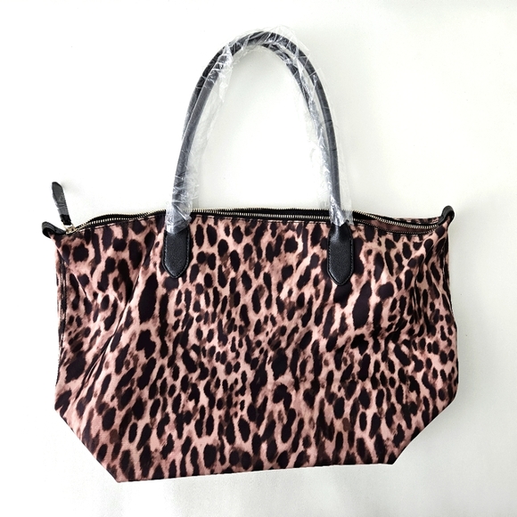 Banana Republic Tote Bag, Leopard print, 100% nylon - Picture 2 of 6